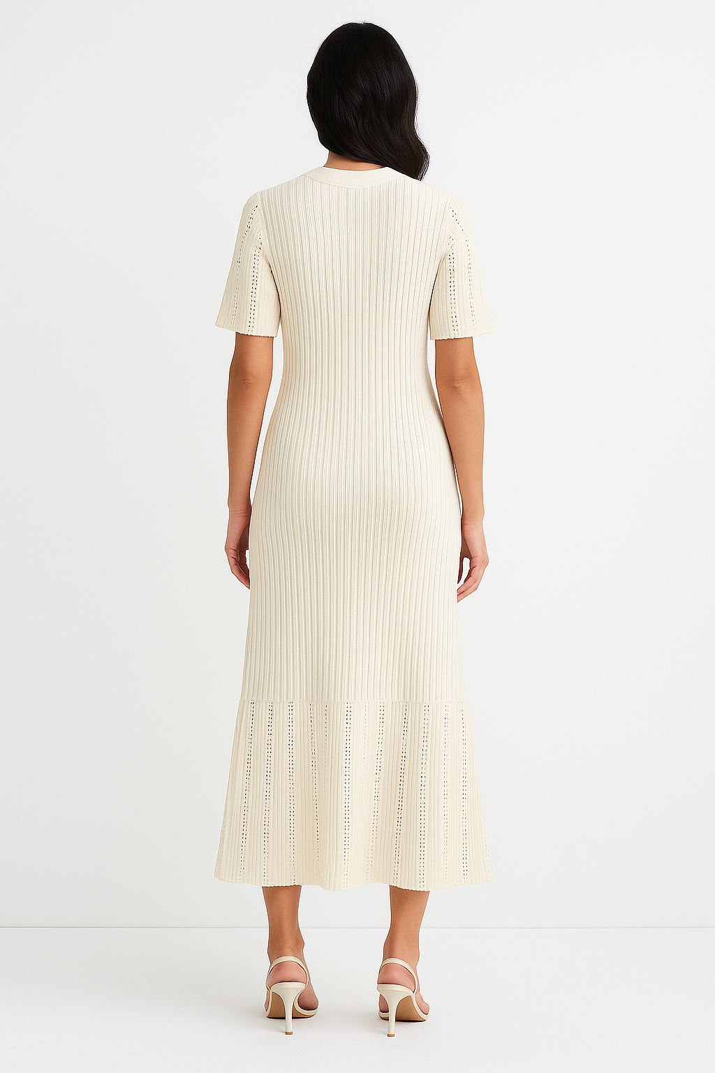 Sophie – Elegante Gebreide Zomerjurk met Knoopdetail