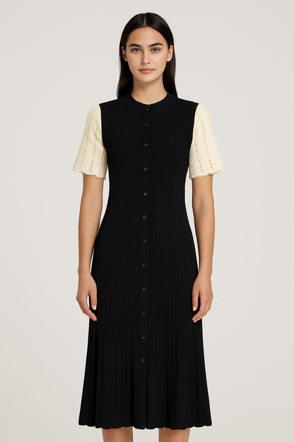 Sophie – Elegante Gebreide Zomerjurk met Knoopdetail